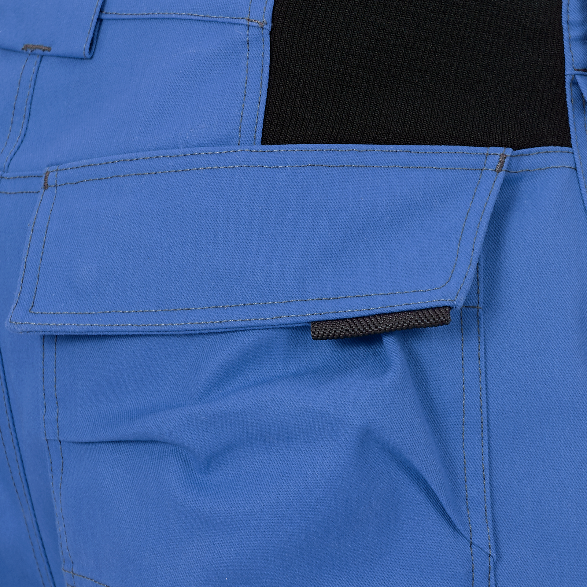GREYBULL 2.0 Bermuda Detail