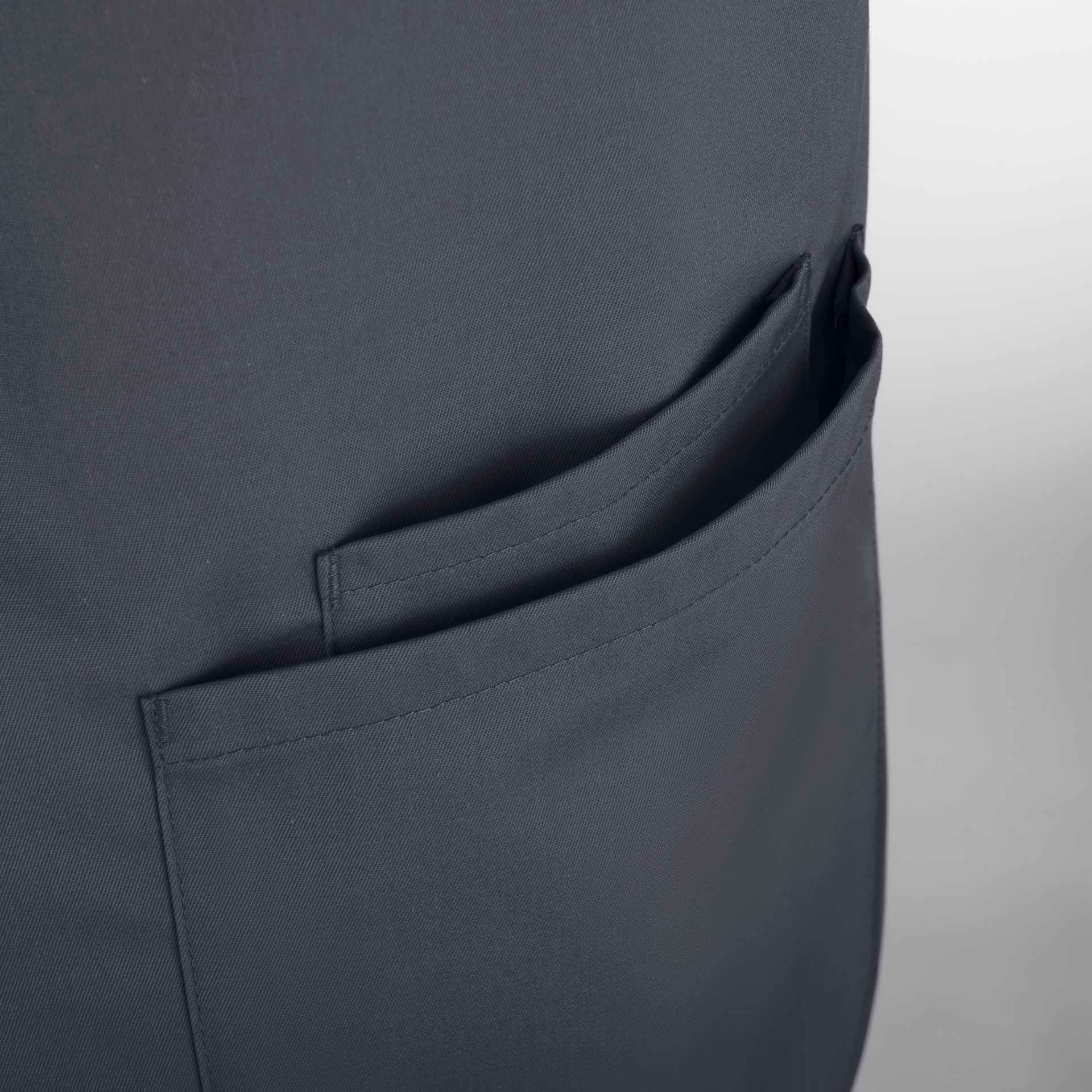 CONCEPT Latzschürze Detail