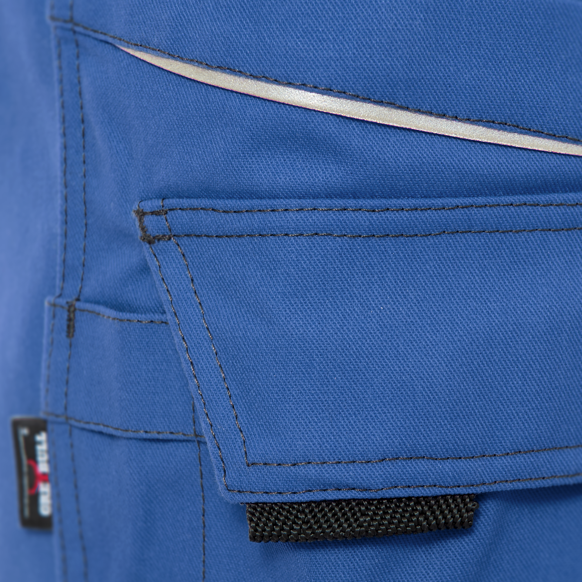 GREYBULL 2.0 Bermuda Detail