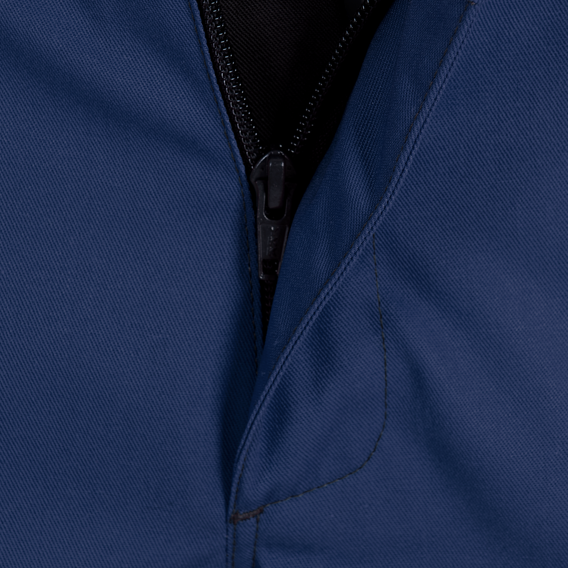 GREYBULL 2.0 Bermuda Detail
