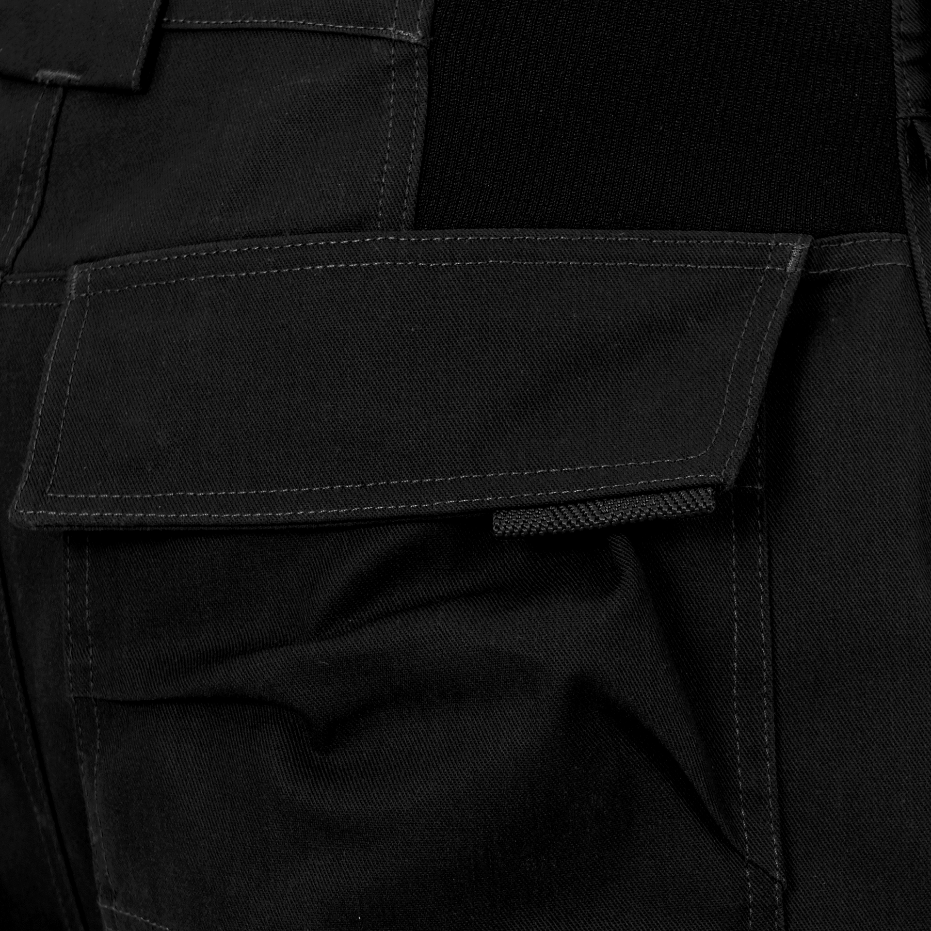 GREYBULL 2.0 Bermuda Detail