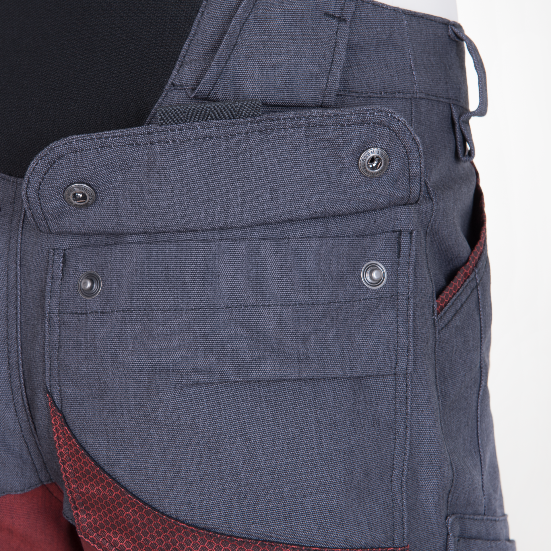 HERO FLEX Bermuda Detail
