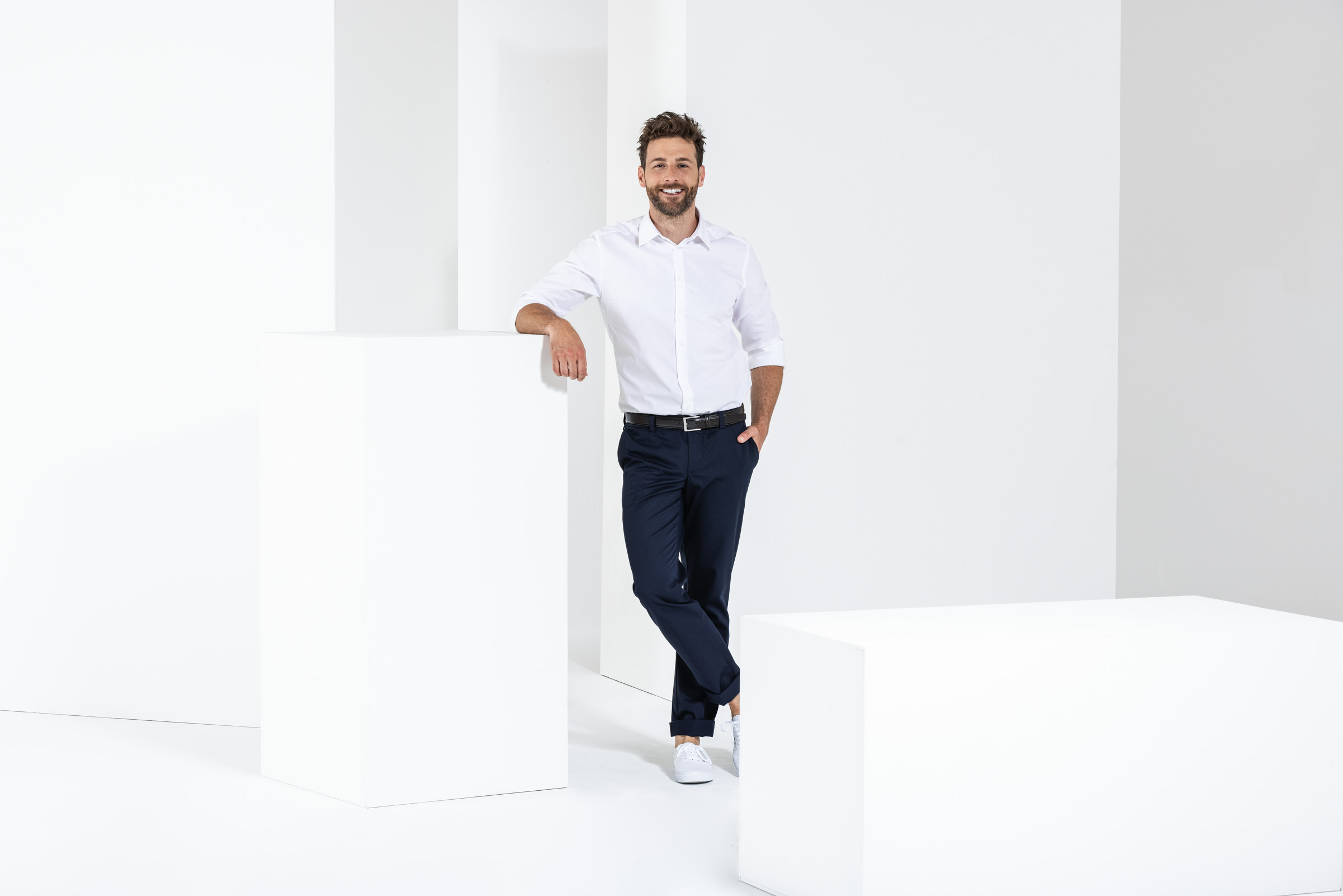 BUSINESS&CASUAL Chino, Herren Mood