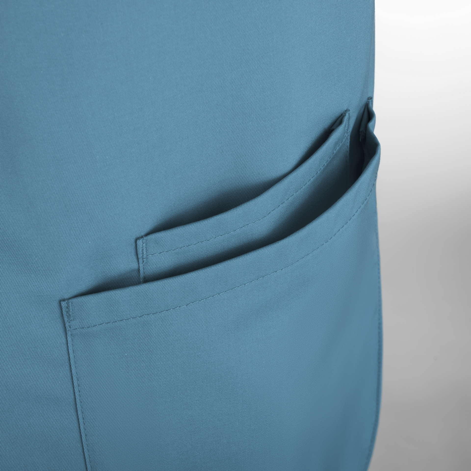 CONCEPT Latzschürze Detail
