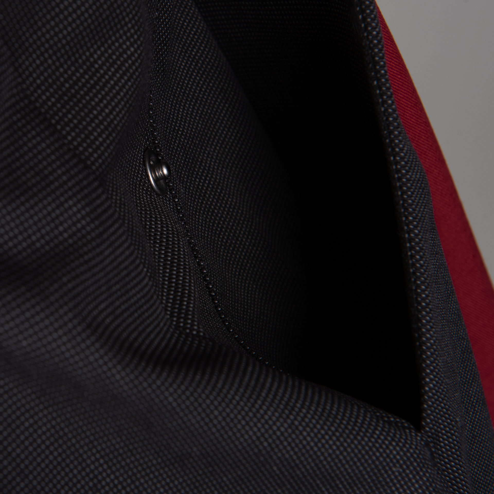FOCUS Latzrock, Damen Detail