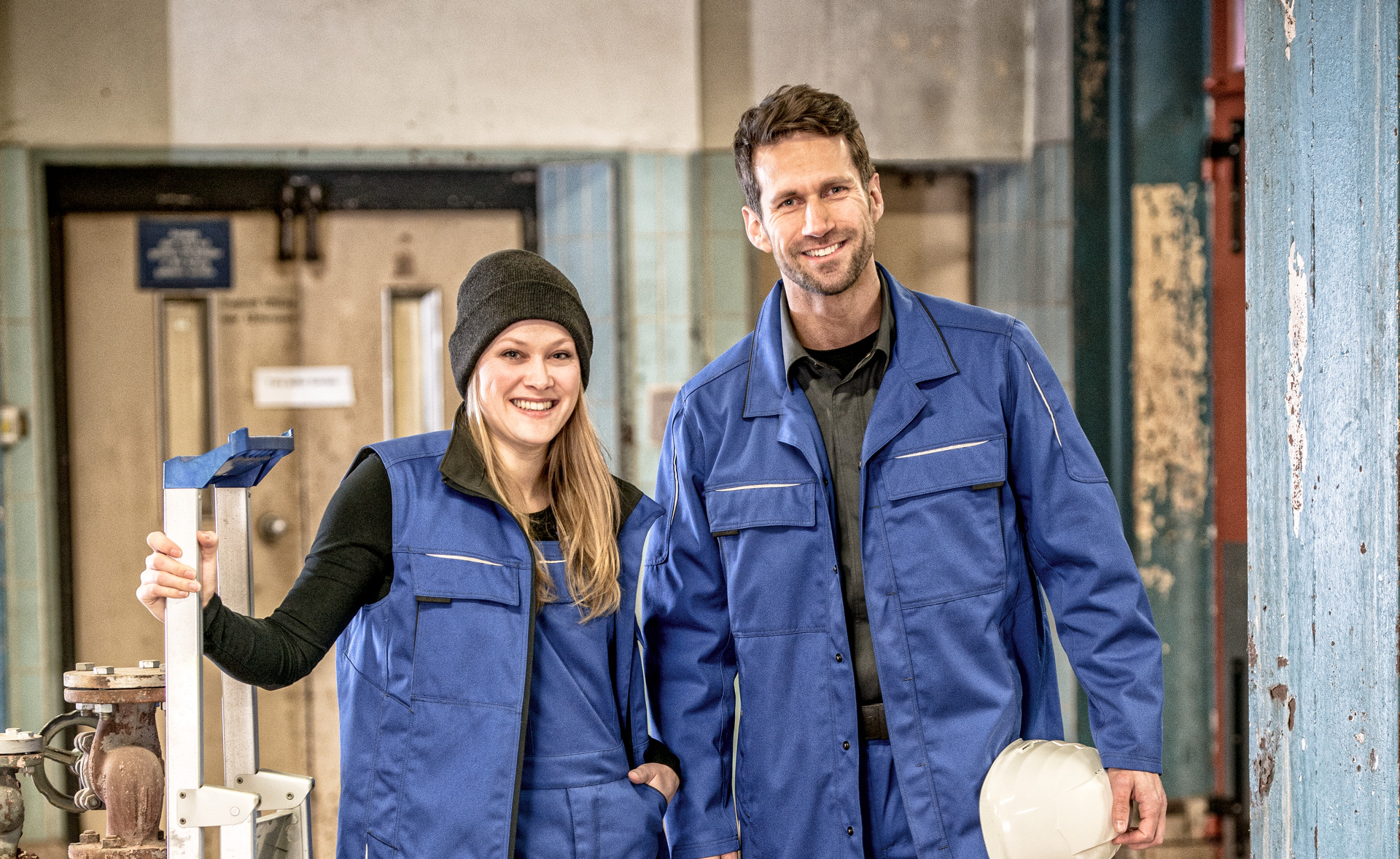 GREYBULL 2.0 Mantel Mood