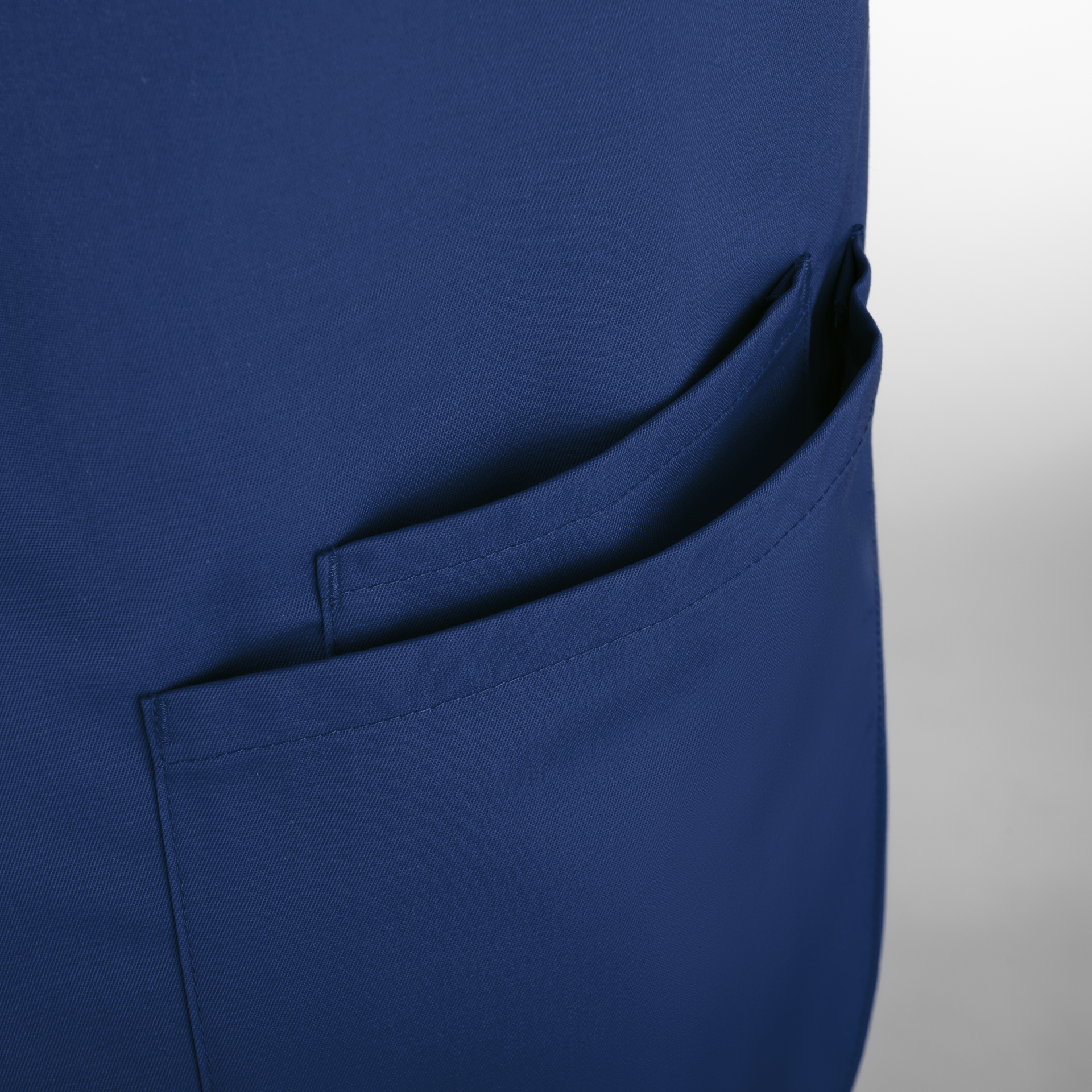 CONCEPT Latzschürze Detail