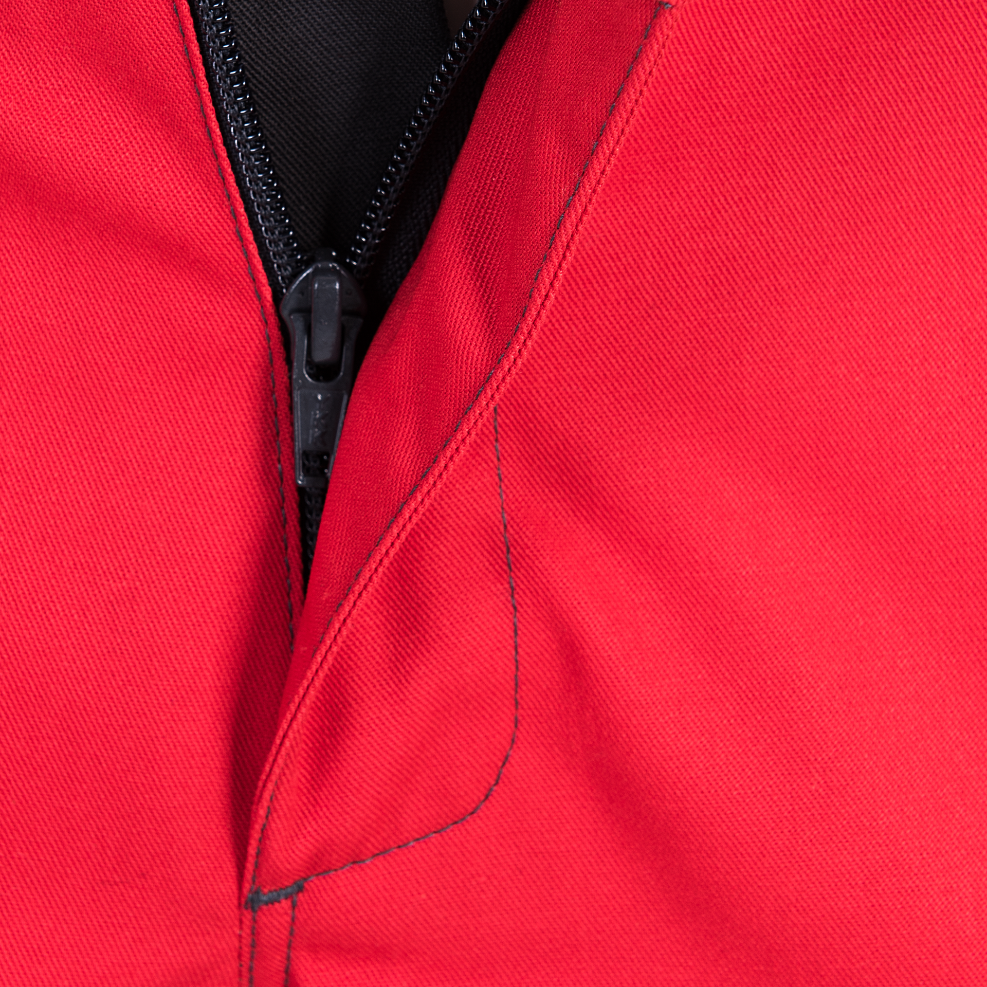 GREYBULL 2.0 Bermuda Detail