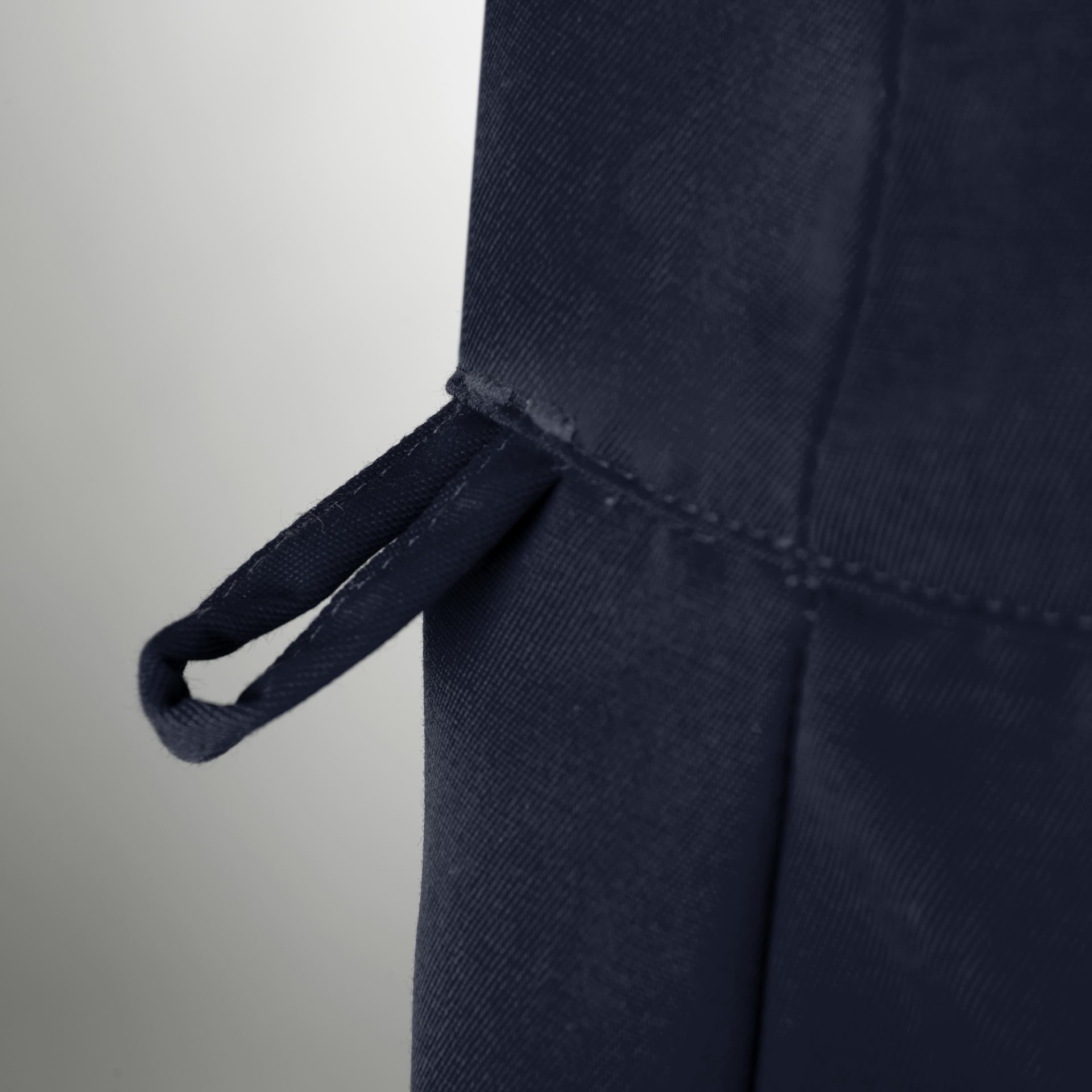 CONCEPT Latzschürze Detail