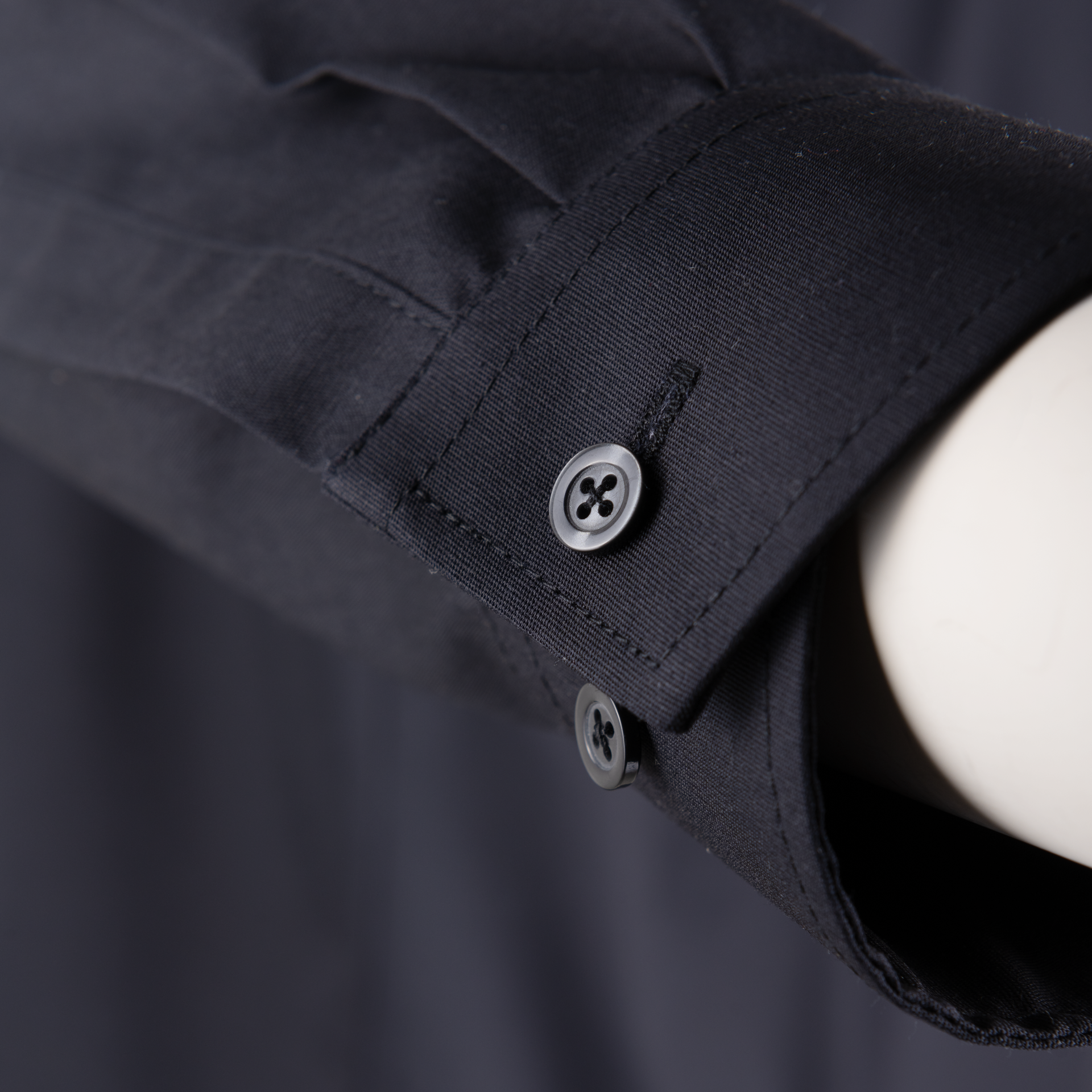 BUSINESS&CASUAL Stehkragenbluse 1/1, Damen Detail